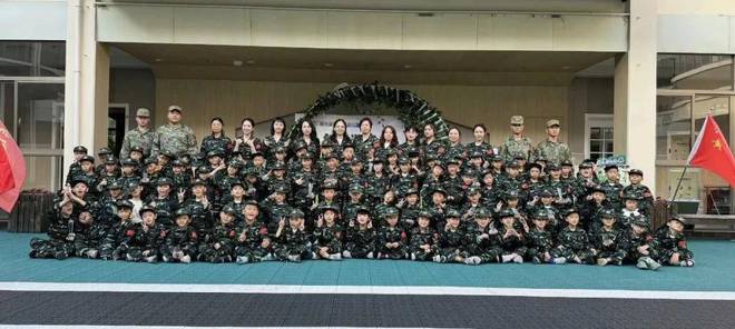 红色润童心 小小迷彩娃嘉兴渊博庆安幼儿园2024大班学军体验活动(图10)