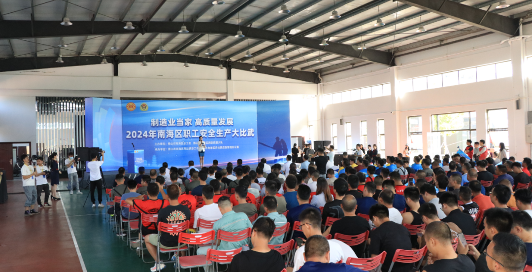 24支消防尖兵技能大比武上演“速度与激情”(图3)