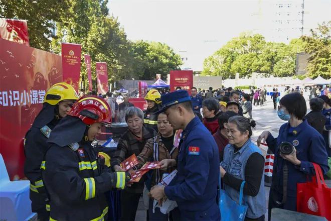 重“消”更重“防”！我市各地开展消防宣传月活动(图1)