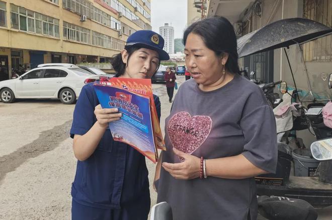 【我为群众办实事】蒲县消防为社区居民送“安全大礼包”(图5)