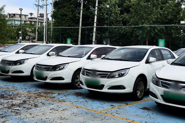 全国首个新能源汽车地下车库停放新规出台 提升消防安全管理(图1)