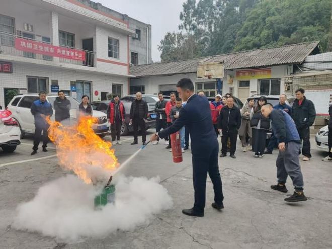 青春志愿·守护生命 应急安全志愿服务进社区活动（二）(图7)