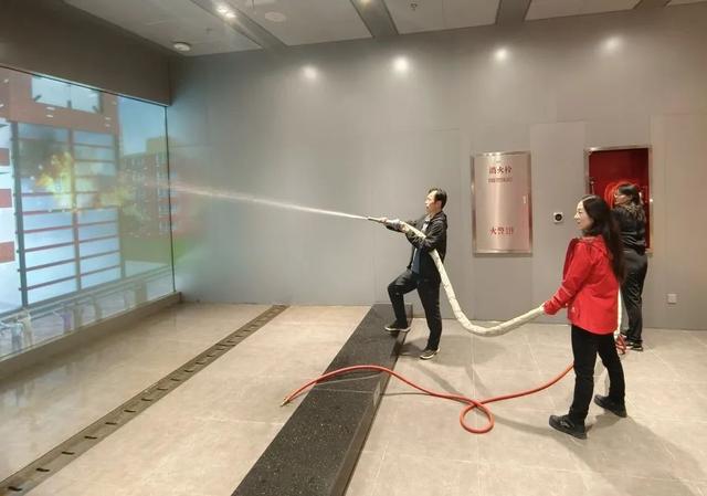 南房集团开展2024年度消防宣传月主题活动(图1)