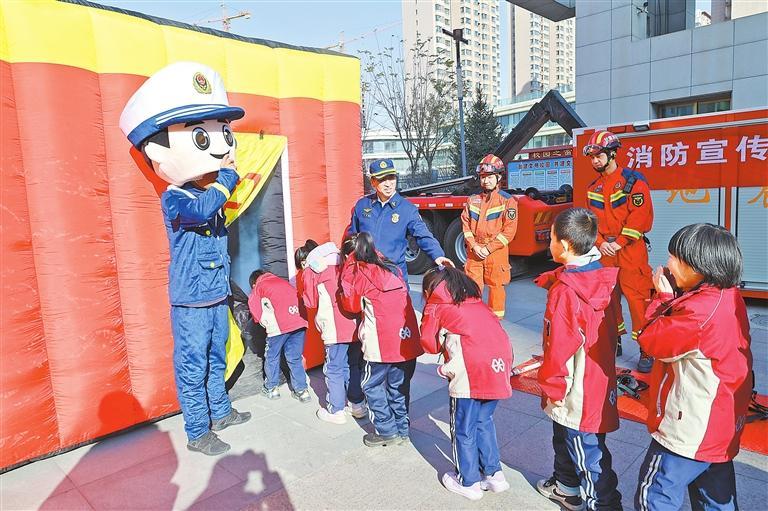 全民消防 合筑平安——2024年甘肃省消防宣传月系列活动深入开展-新华网(图1)