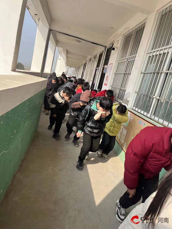 本期话题：今年全市消防安全形势平稳向好(图1)