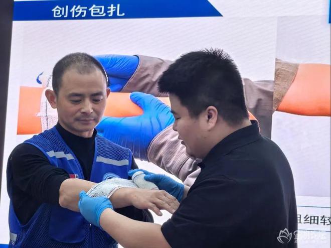 金湖蓝天：全力备战国家应急救援员考核(图8)
