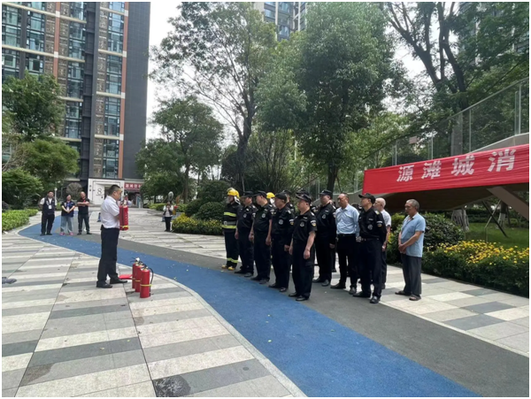 成都市成华区华林社区2024年消防培训、整治宣讲与演练活动亮点纷呈(图2)