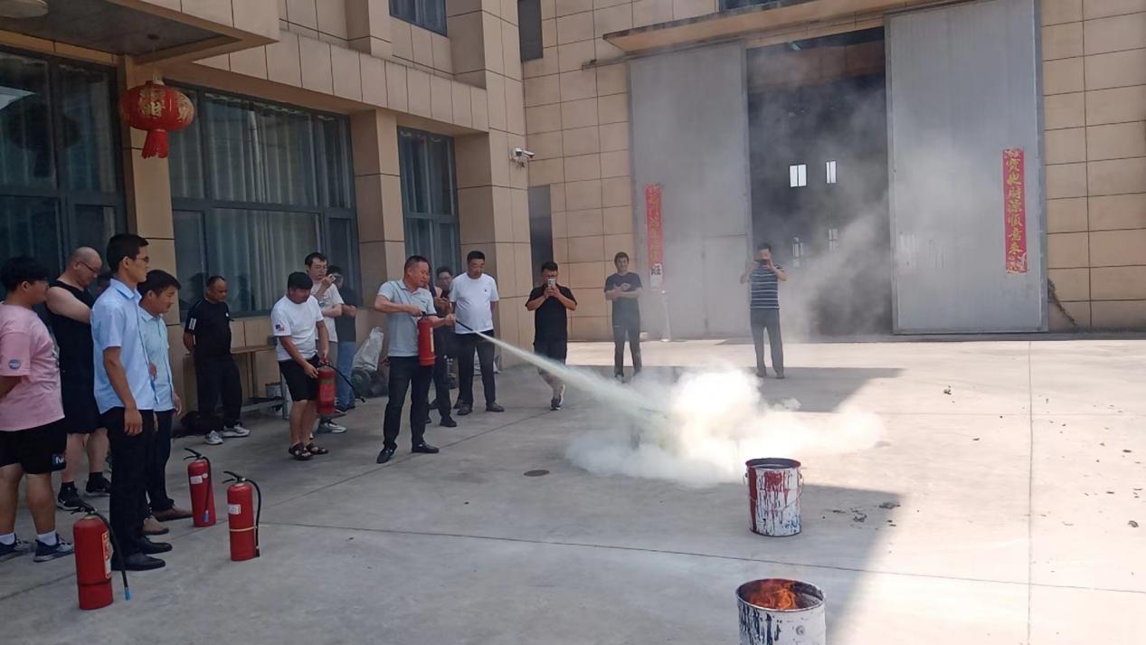 315曝光：非标灭火器背后的黑幕安全隐患重重！(图1)