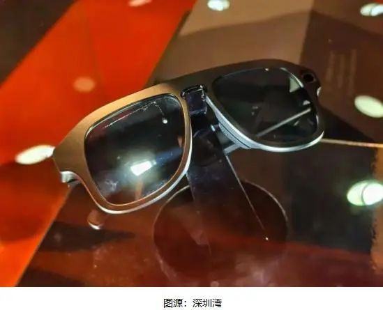 太热闹！电竞外设、运动耳机等厂商也开始做AI眼镜 跨界入局的他们是劣势还是优势？(图4)