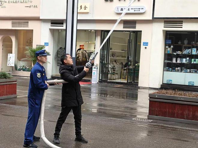 【区县动态】“冬季行动”进行时 年关将至富顺大队多措并举筑牢安全防线(图2)