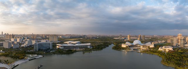 新地标！北京建院+保罗·安德鲁作品：南通大剧院(图1)