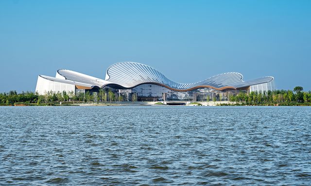 新地标！北京建院+保罗·安德鲁作品：南通大剧院(图3)
