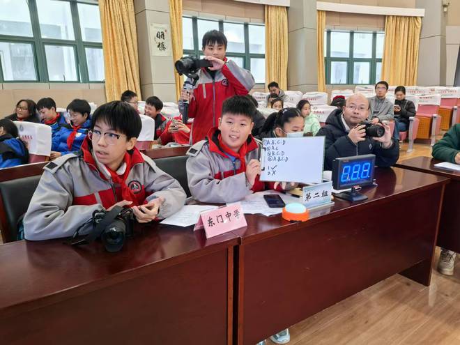 扎实推动消防安全进校园崇明区教育系统消防大比武决赛精彩上演(图1)