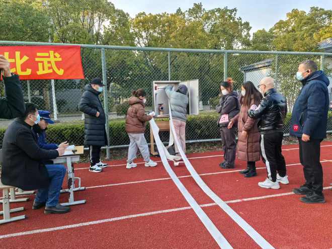 扎实推动消防安全进校园崇明区教育系统消防大比武决赛精彩上演(图5)