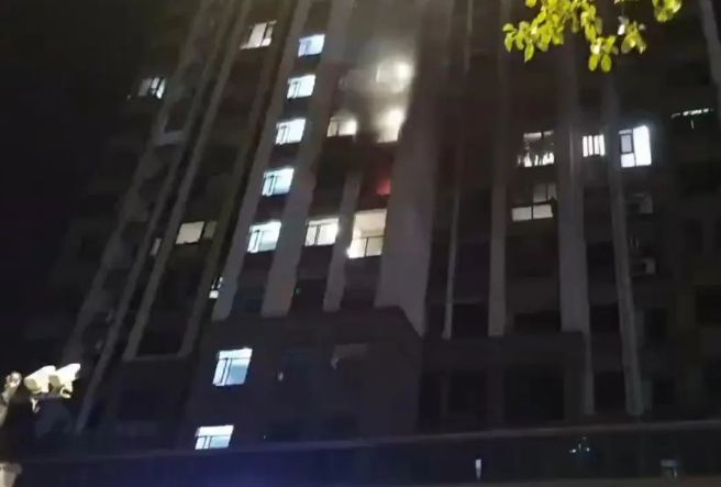 事发唐山某小区！居民一阵后怕……(图1)