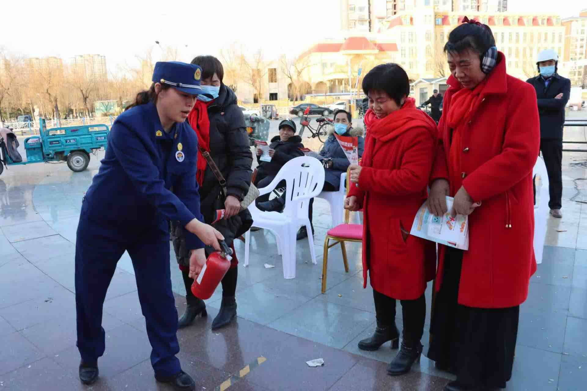 接地气更聚人气！“百姓身边的消防课堂”(图4)