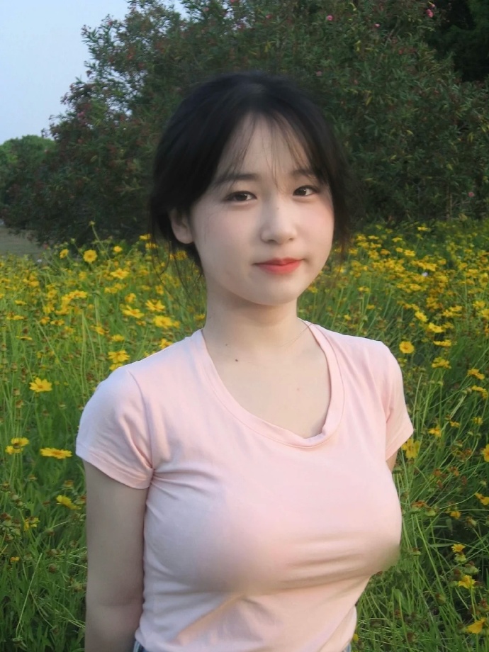 扒开双腿插满阴水爽爽爽视频V(图1)