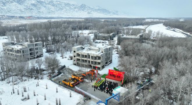加速建设！温泉县秘境森林康养中心将于11月竣工！(图1)