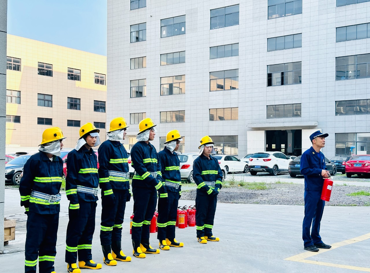 2024年年报业绩点评报告：传统主业趋于稳定新国标背景下市占率有望提升(图1)