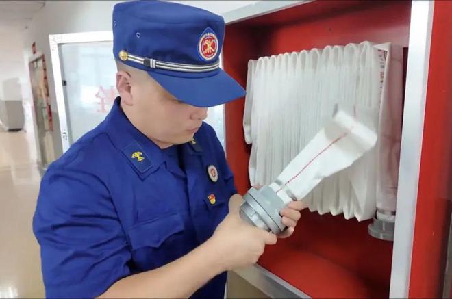 闵行这个园区有了消防站还配了专业消防车……(图7)