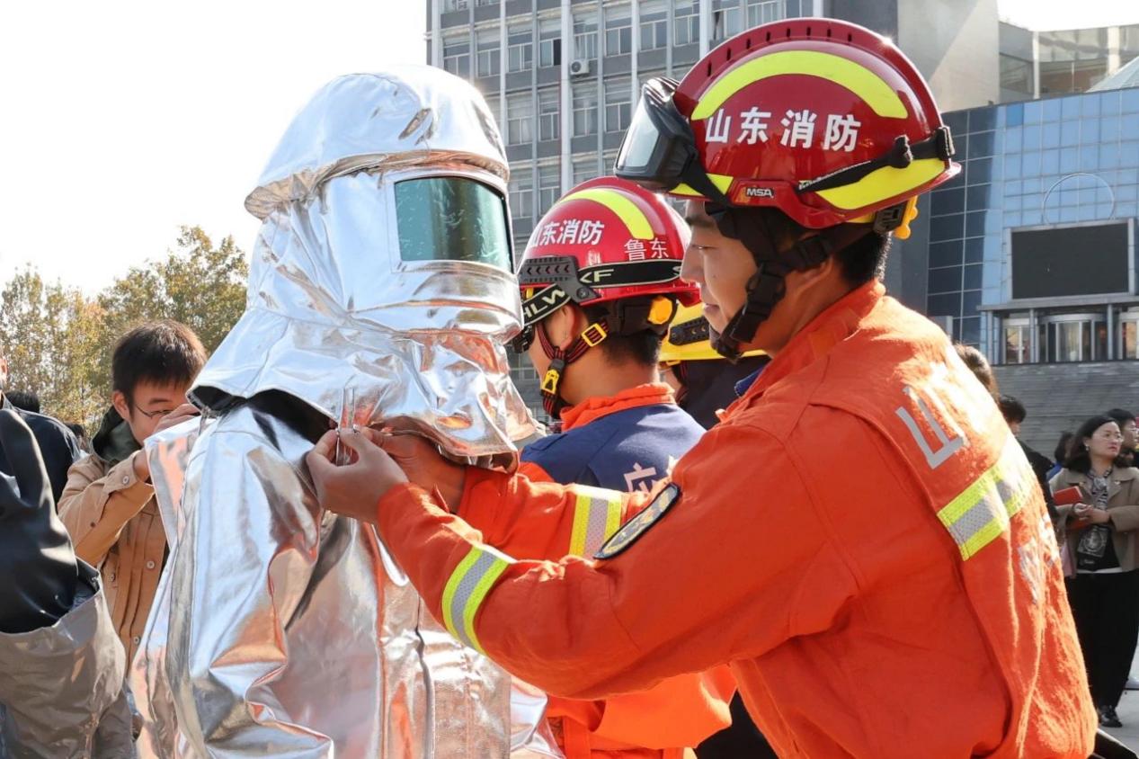 全民消防生命至上 烟台市2024年消防宣传月活动启动(图2)