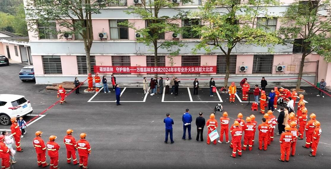 乱停乱放、消防安全、骑行安全……共享电单车如何便民不添堵(图1)