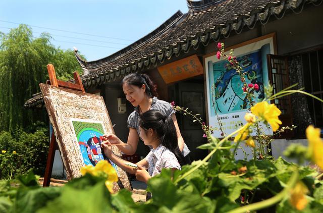 上海打造东西部劳务协作新样板“一区一品”帮扶中西部地区脱贫人口稳定就业(图5)