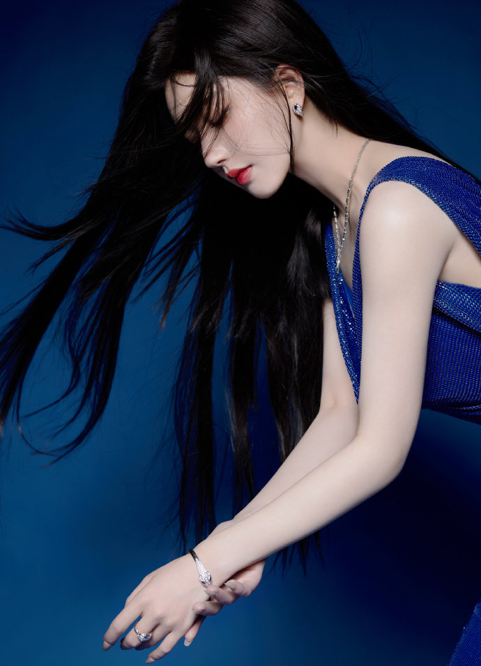 午夜AV不卡免费妓女(图1)