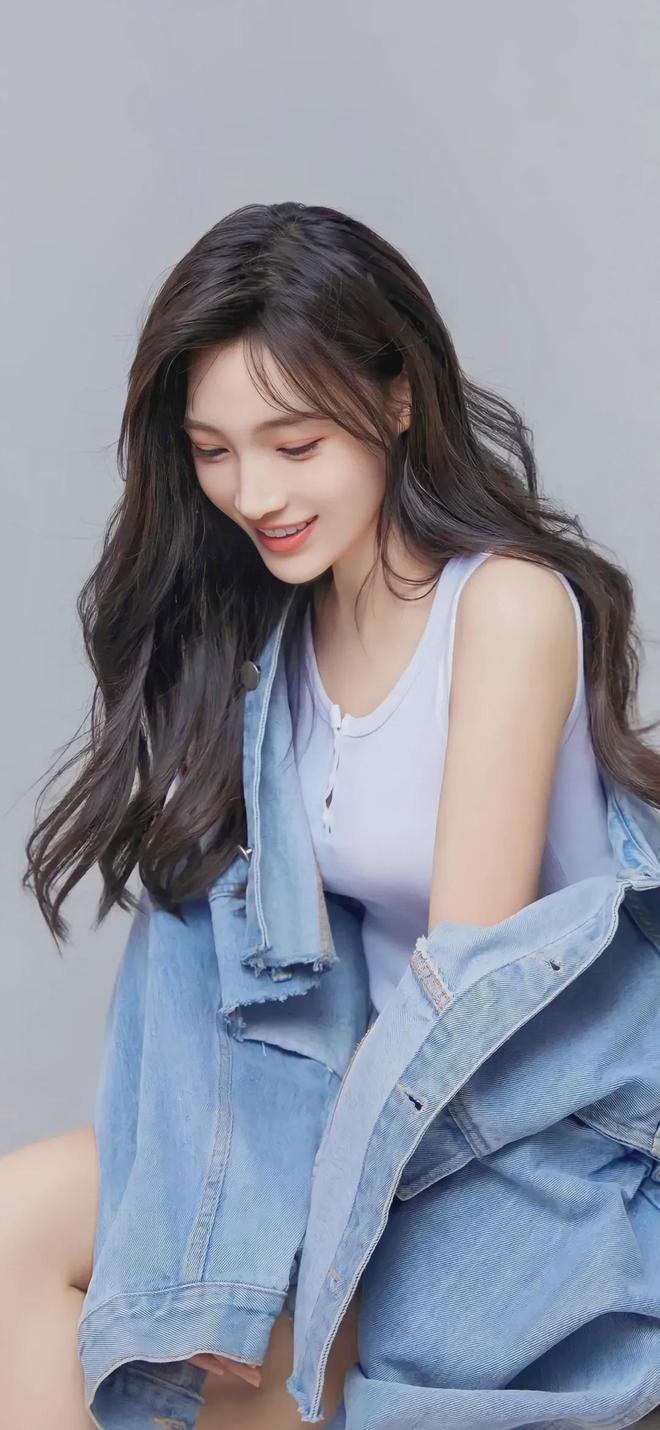 歐美老妇和小伙grand(图1)