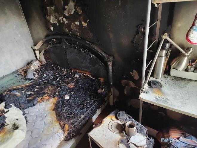 惊险！地铁内冒烟！充电宝使用8大误区你必须知道！(图1)