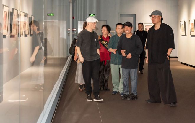 阮国新水墨作品展超百幅水墨精品在江门市美术馆陈列展出(图2)