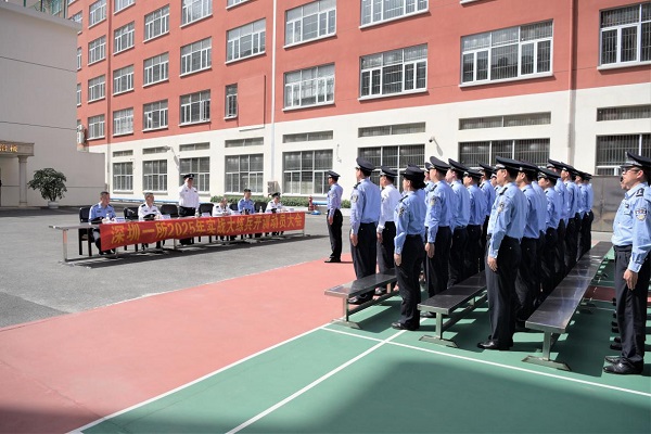 李进权：忠诚铸警魂“多面手”初心如炬(图2)