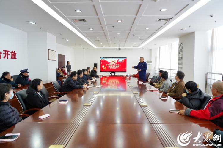 全民消防齐参与 安全防线共筑牢——东营联通开展消防宣传月培训演练(图1)