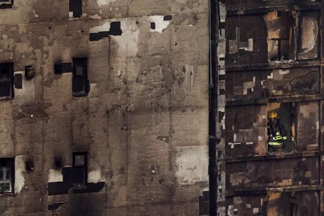 大火之后老楼之问(图1)