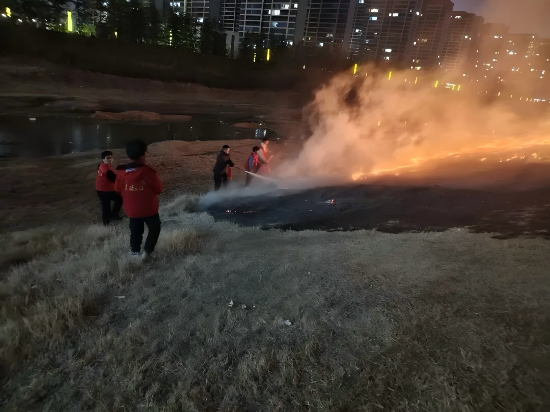 这群“00后”为何“沉迷”家长里短？(图3)