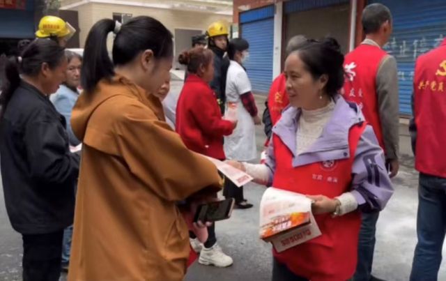 火速行动 以练为战——宜宾市南溪区黄沙镇消防救援演练超“硬核”(图3)