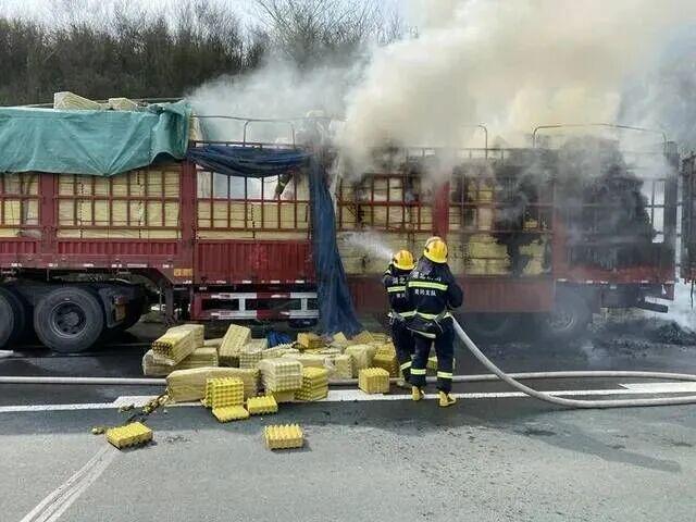 “火眼金睛”必修课！一文教你辨别5种消防器材真假→(图2)