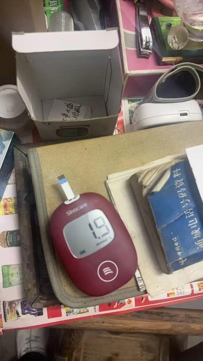 租客怀孕房东不让在家坐月子租客搬走却未退房租和押金原因搞笑；老人低血糖昏迷家人以为去世初中生孙子打120救下一命｜三农早餐(图5)