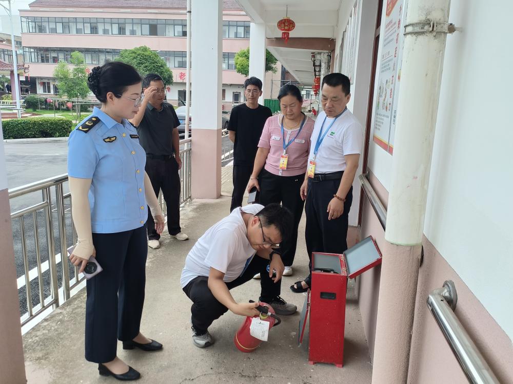 镇街动态-望江人大(图1)