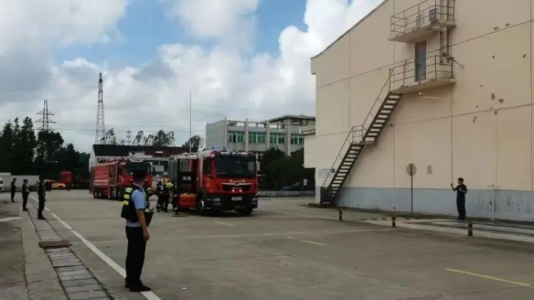 大学生遭室友电瓶燃爆致90%烧伤一审：室友担责51%伤者自担15%(图1)