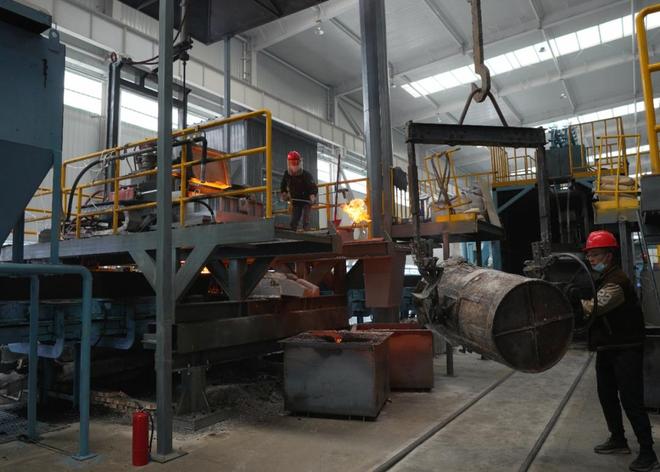 岚县经开区鼎元管业年产5万吨铸件项目正式投产(图2)